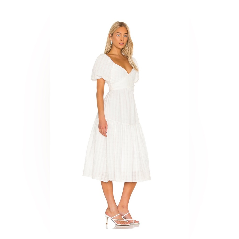 ASTR The Label White Sonnet Dress Size XS. Excellent condition. Only worn once.